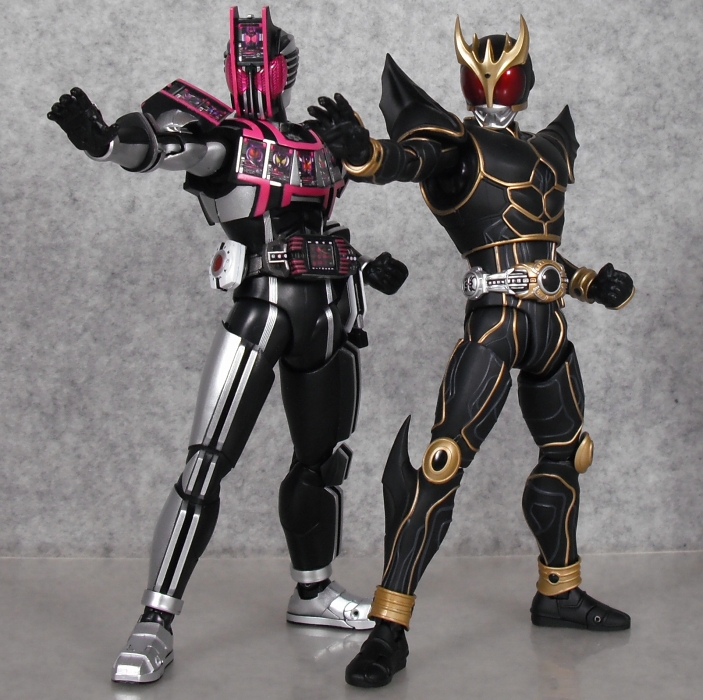 S.H.Figuarts（真骨彫製法） 「仮面ライダーディケイド コンプリート