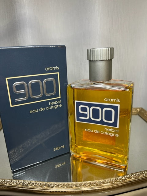 Aramis 900 Herbal Aramis cologne 240 ml. Vintage original 1973