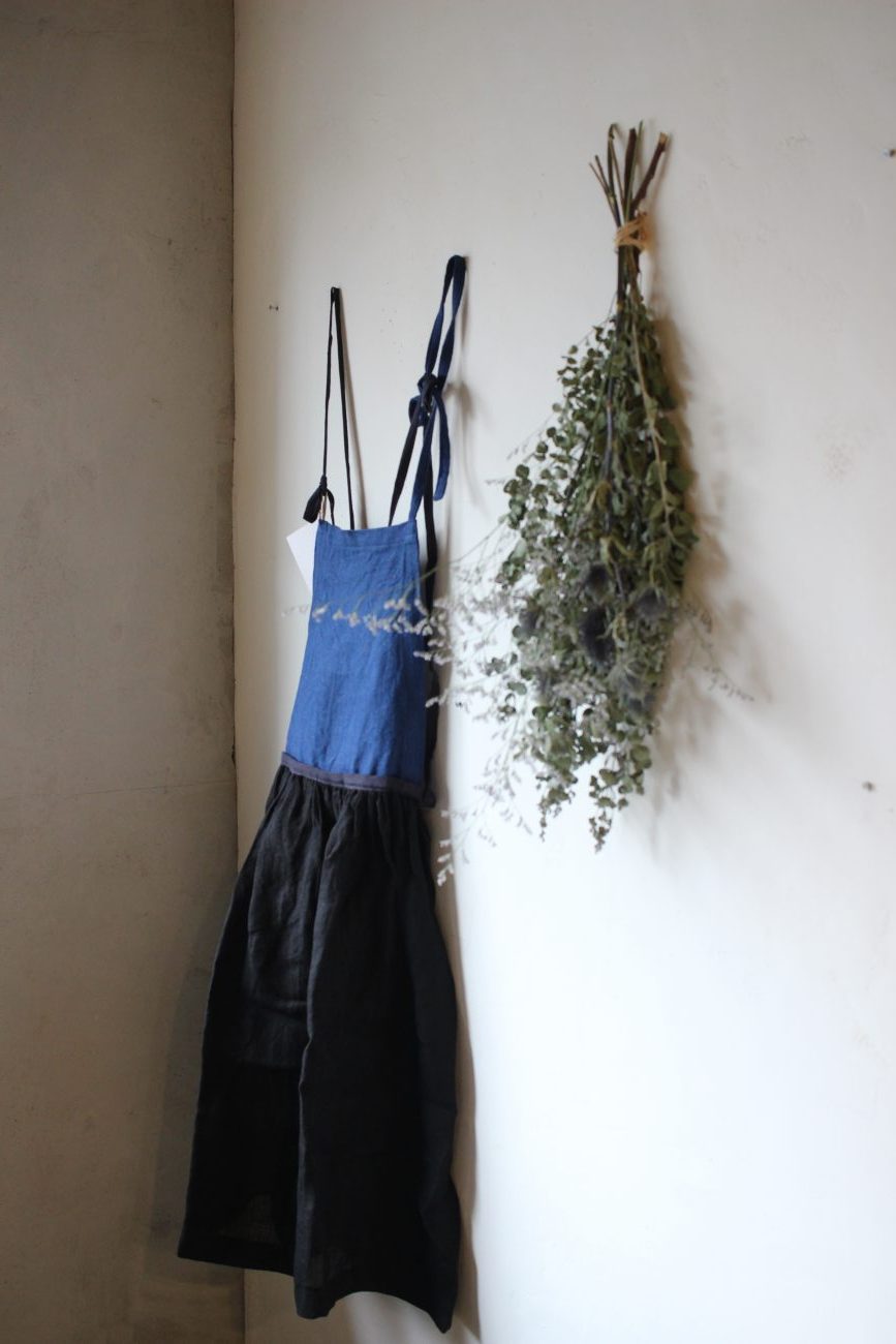 ツゲ製作所エプロン- 再入荷のお知らせ – mano cafe（マノカフェ）