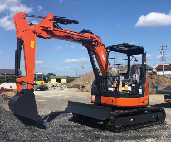 日立ミニショベル 「ZX55UR-5B」 新車納車させていただきました