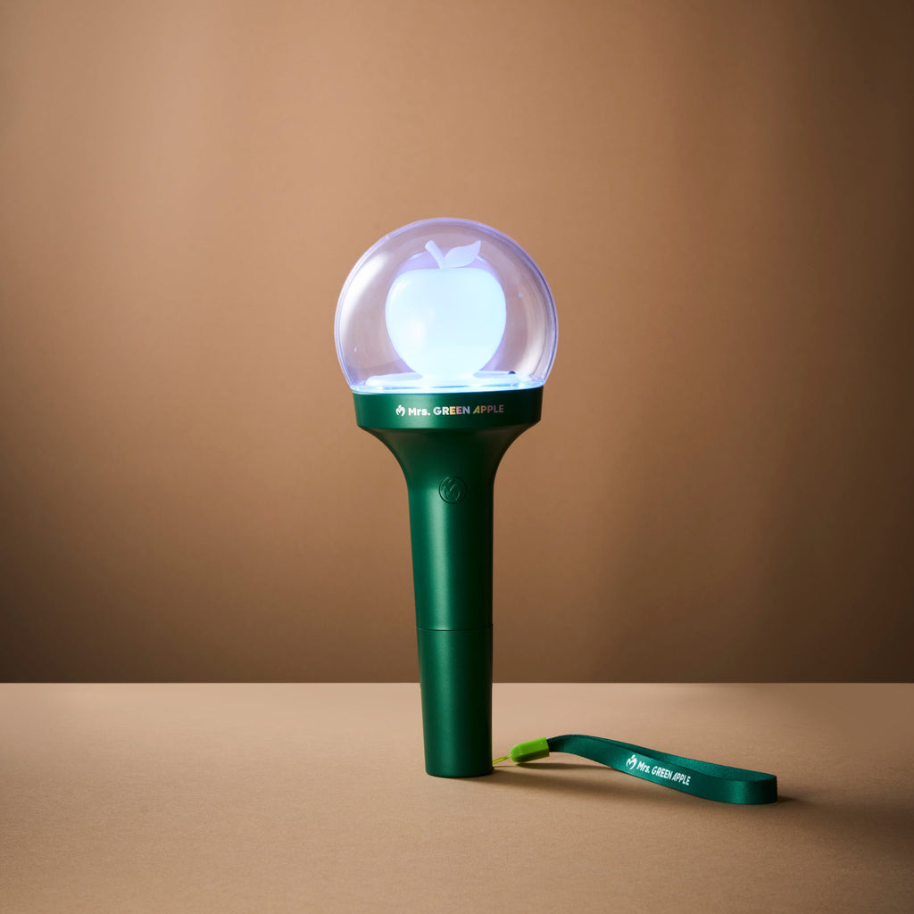 MGAOfficialLightStick_002_6761