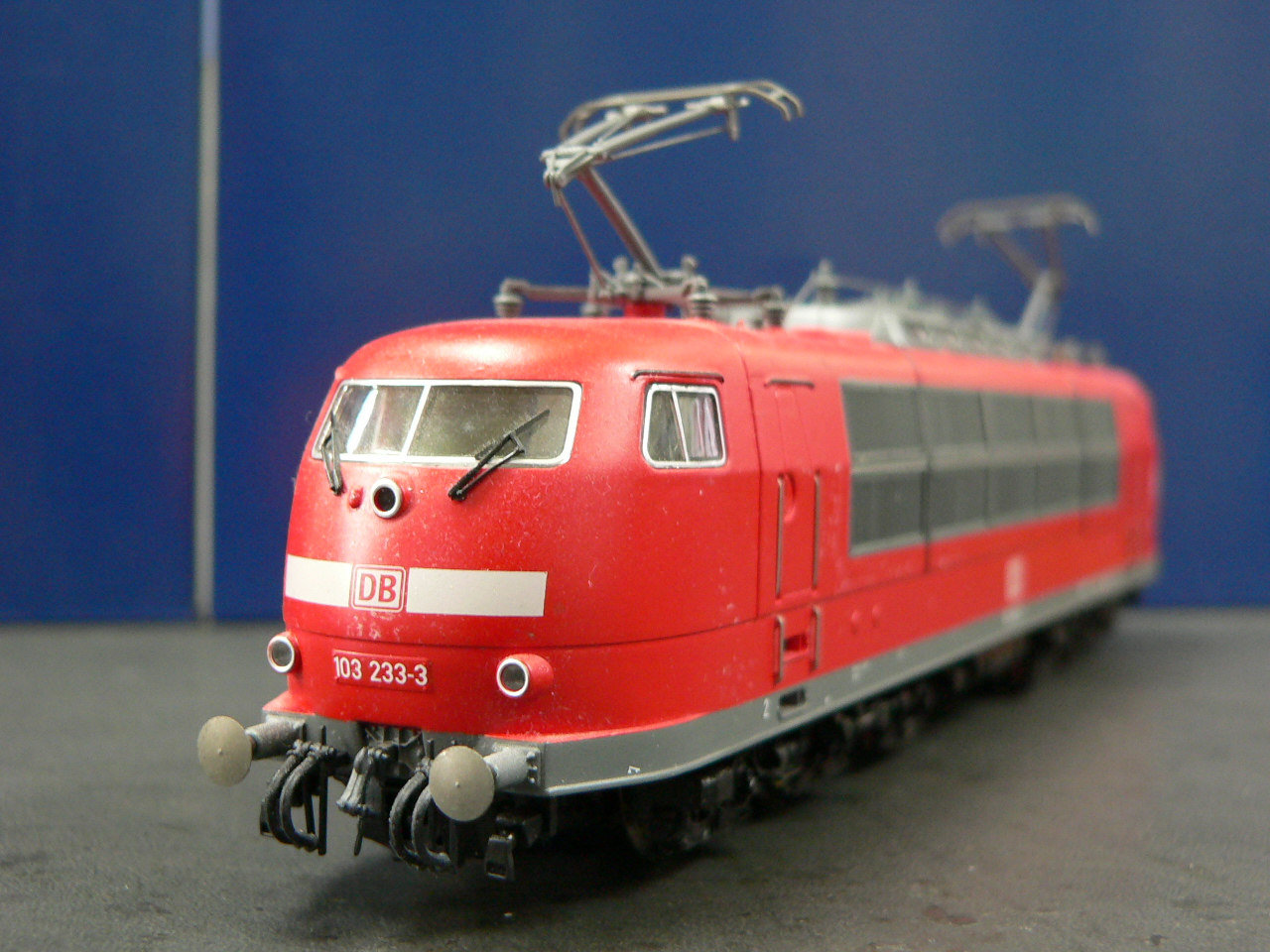 サウンド付機関車など外国型の中古HOゲージがいろいろ入荷しました