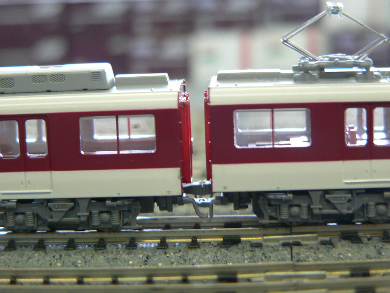 マイクロエースの近鉄8000系現行塗装冷房車M付4両編成の特製品を