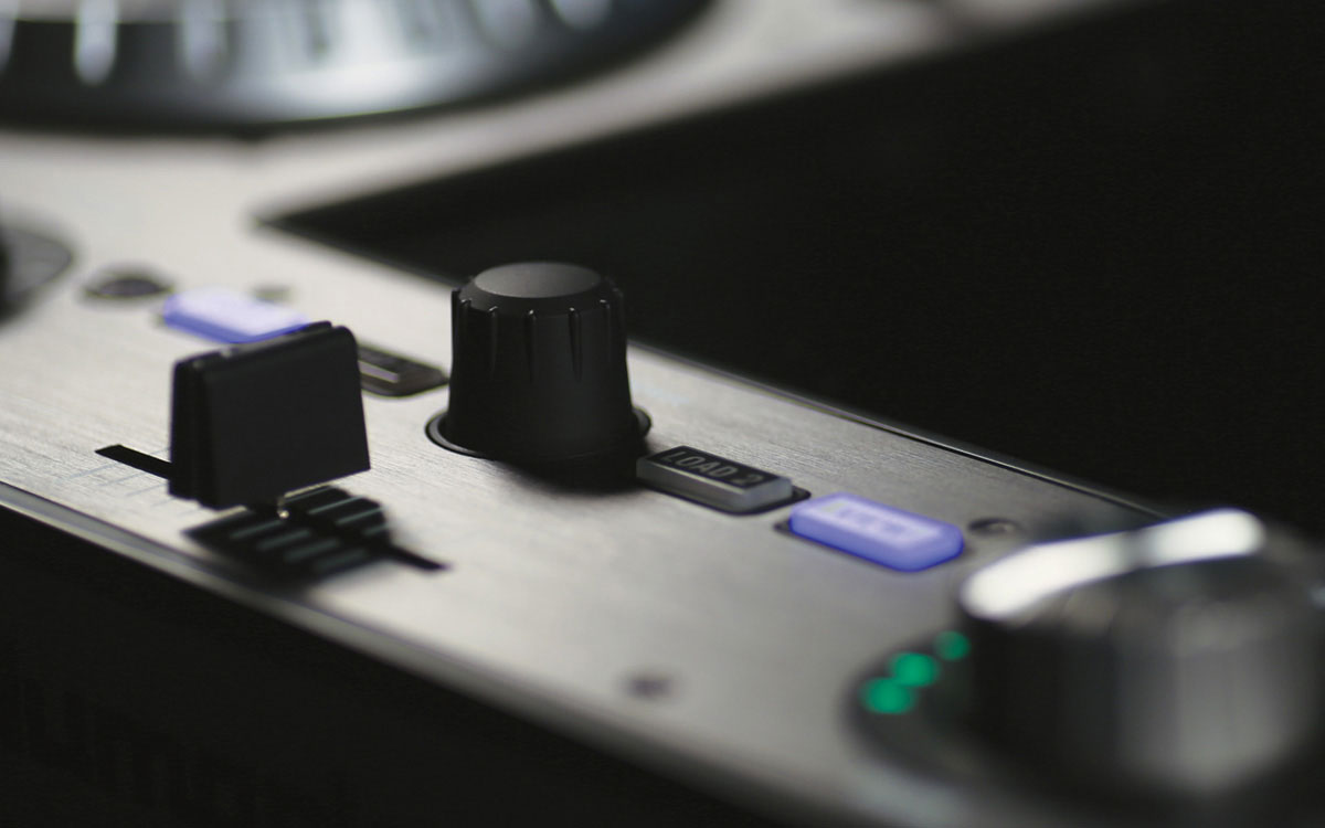 製品情報：iDJ Pro：Numark