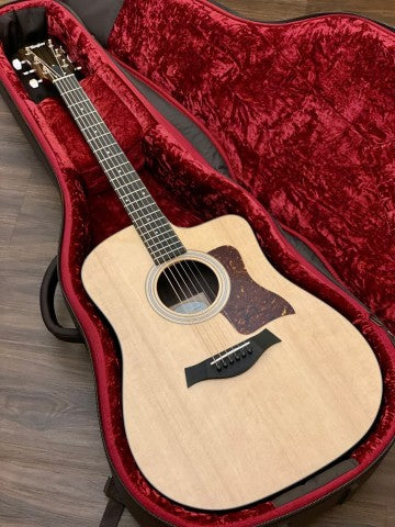 Taylor 210ce Plus Acoustic-Electric in Natural – nafiriguitar.com