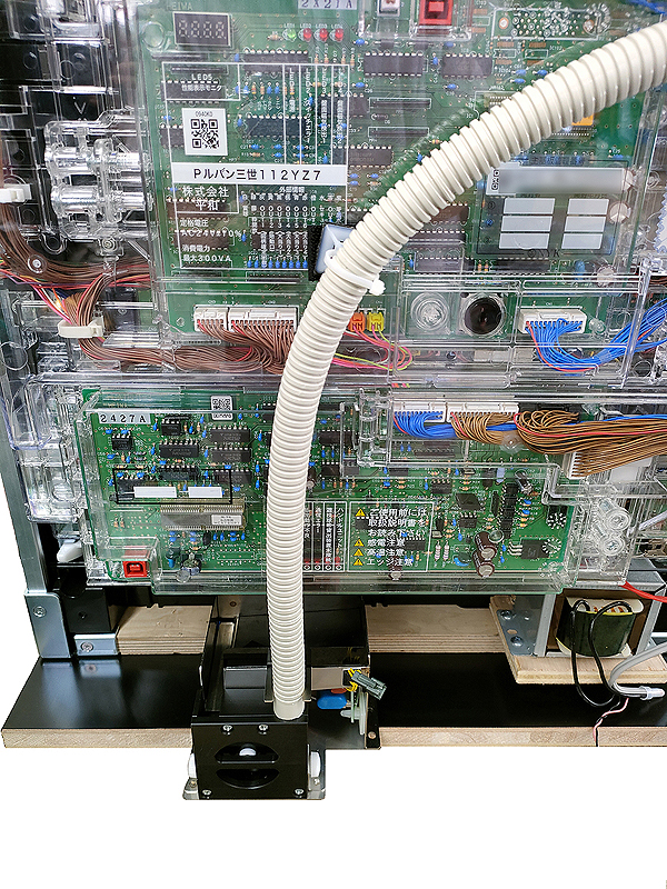 玉上げリフト（実機と同時購入品 加工代込）- 中古パチスロ / IGT