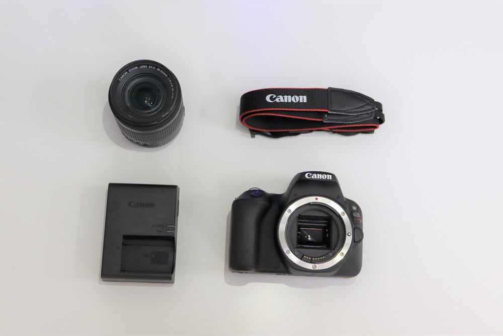 CANON（キヤノン） EOS Kiss X9 ダブルズームキット 一眼レフ 1ヶ月