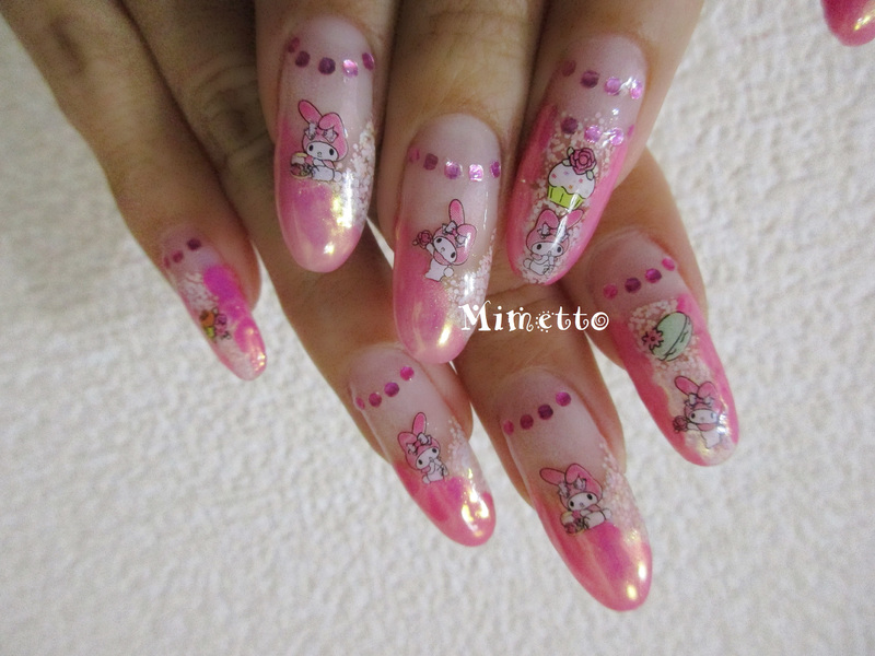 100均マイメロディネイルシールで春ミラーネイル / Mimetto のネイル