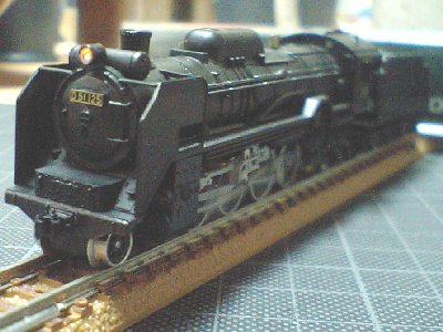 鉄道模型工房 / 車輌工作 / 蒸気機関車のヘッドライト点灯