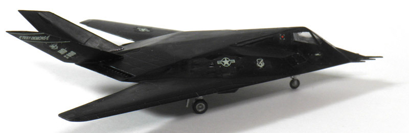 トランペッター 1/144 F-117A ナイトホーク の製作（その10）（完結
