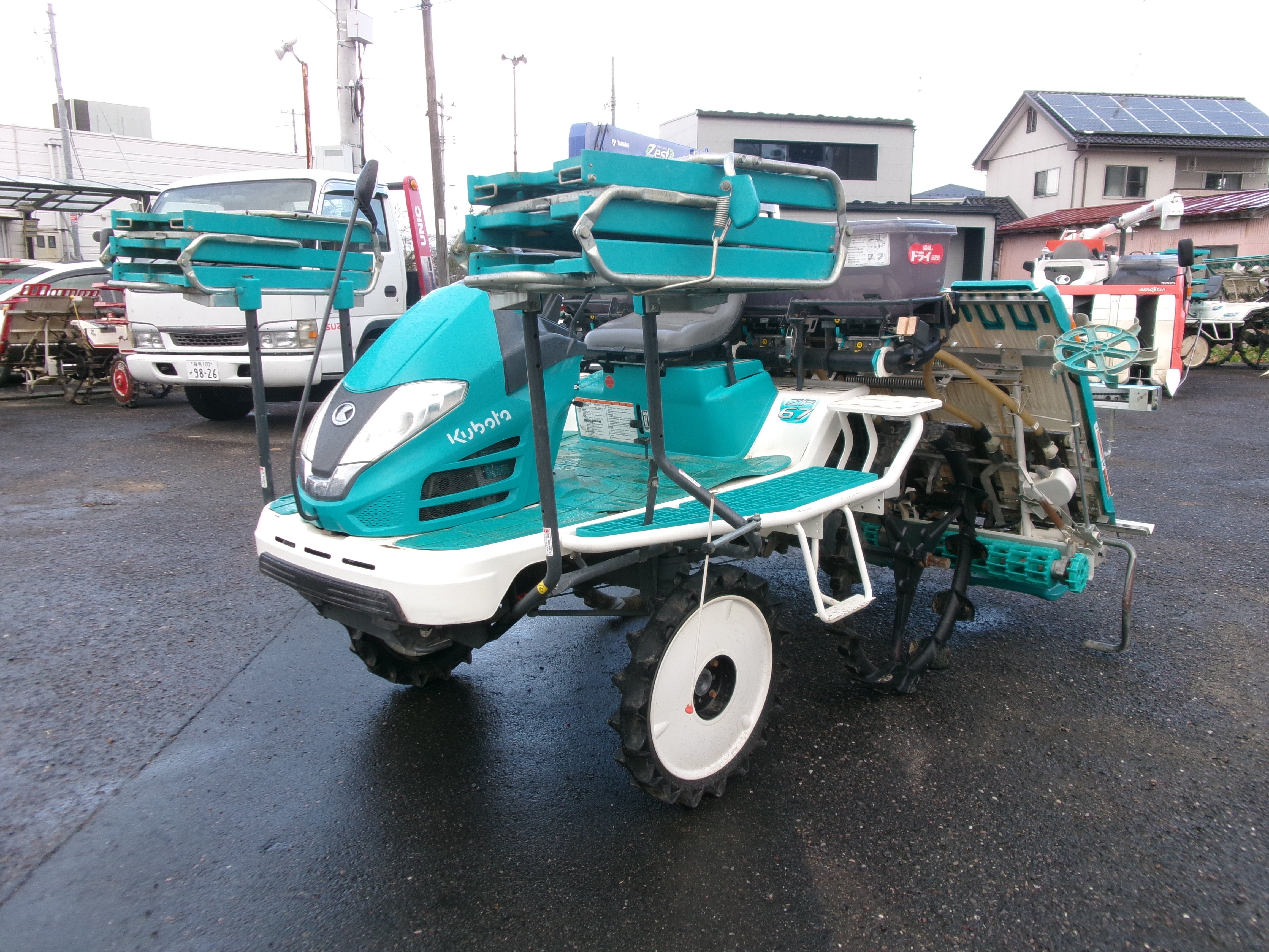 決算セール特価】クボタ 中古 田植機 6条 ZP67-T5F-R – 農キング