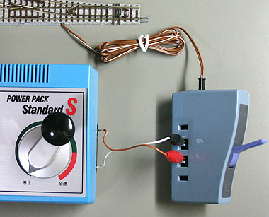 違うメーカーの電動ポイントを動かす