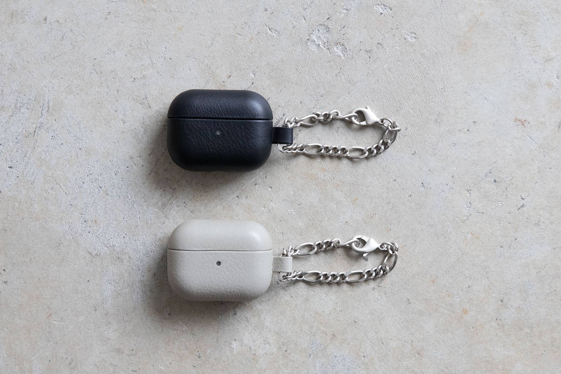 デザインの意図 - チェーン付レザーAirPods Proケース - – objcts.io