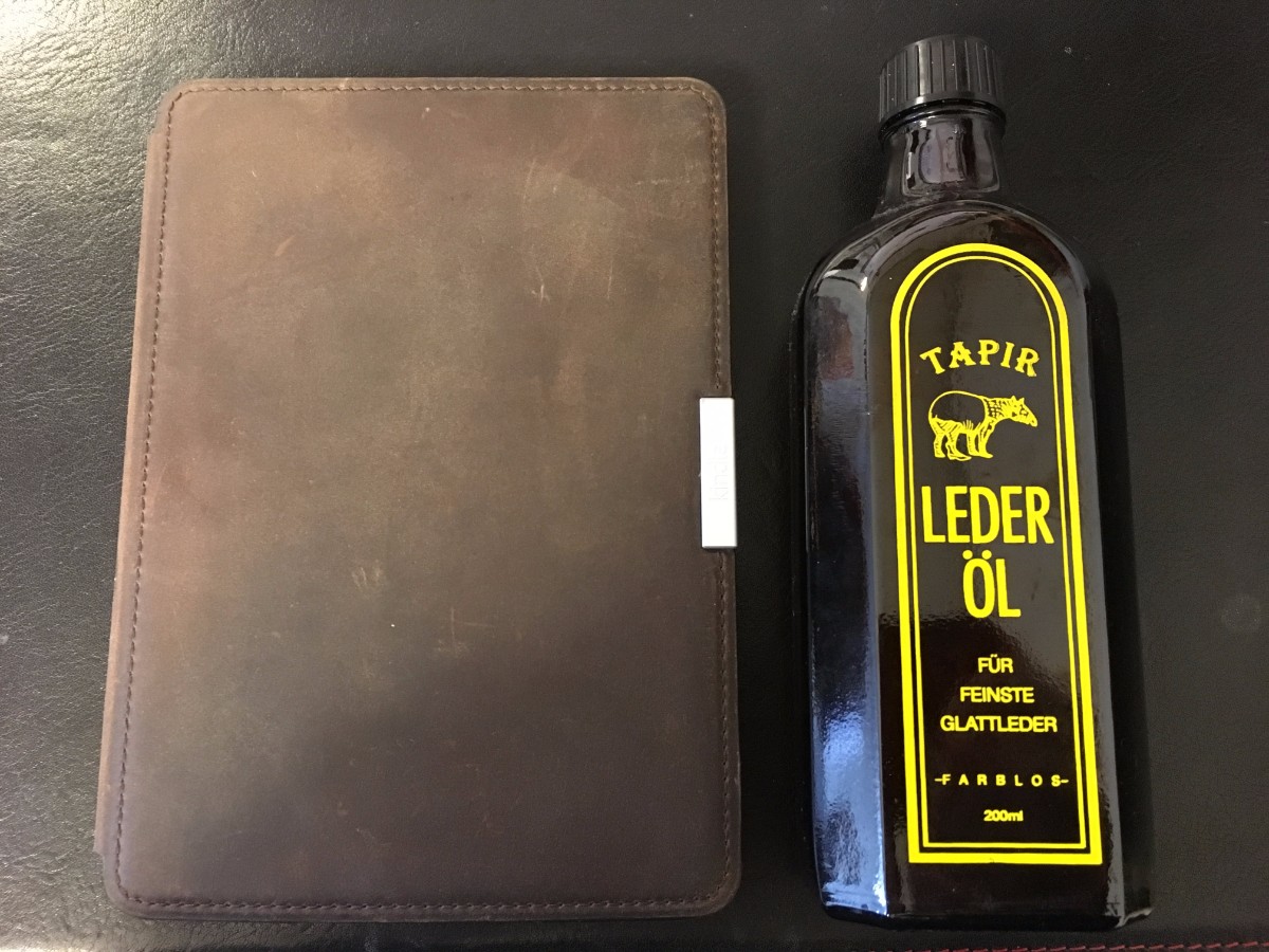 かぶ] Kindle Paperwhite プレミアムレザーカバーのお手入れにはTAPIR