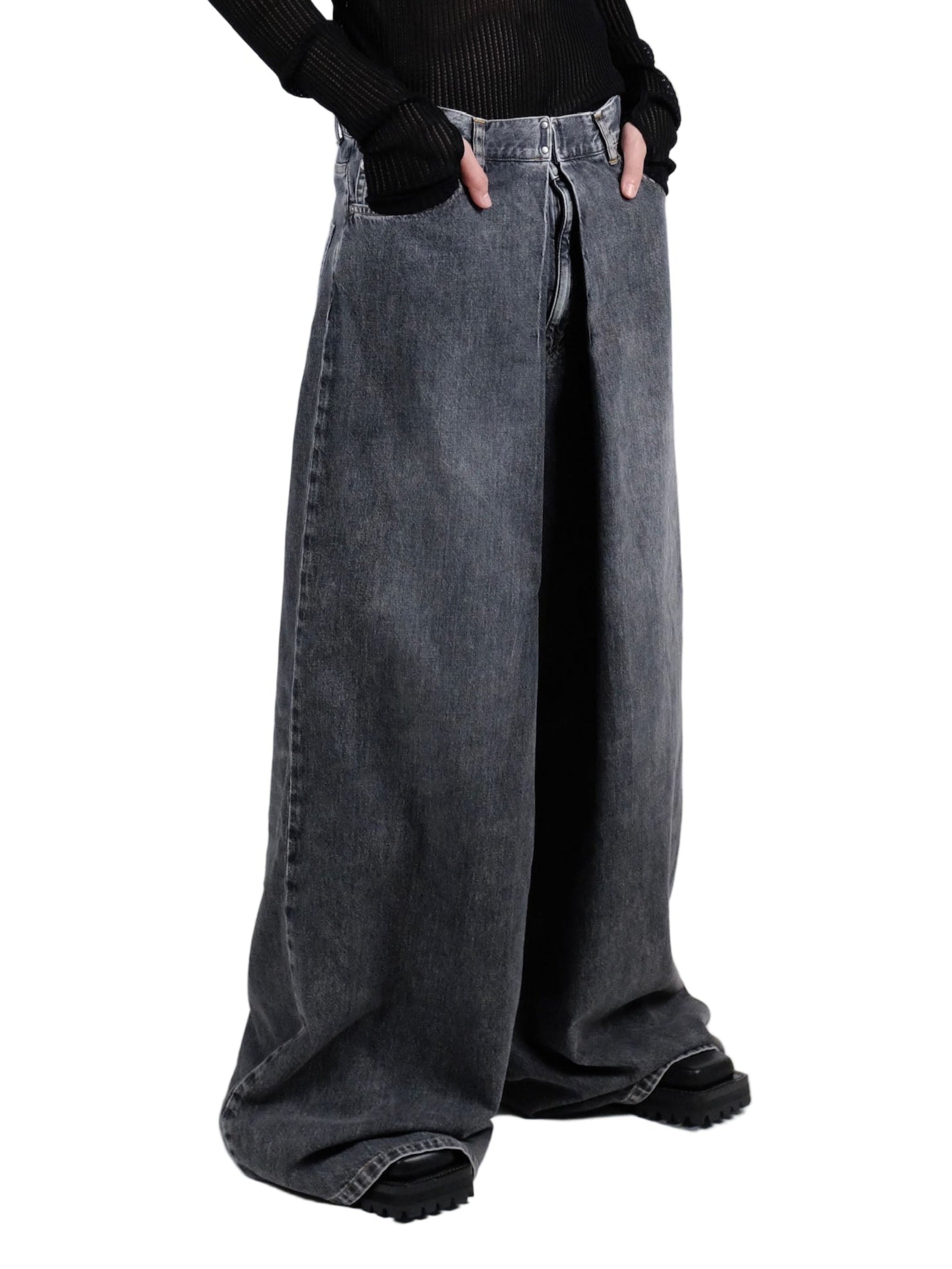 WASHED DENIM SUPER WIDE PANTS