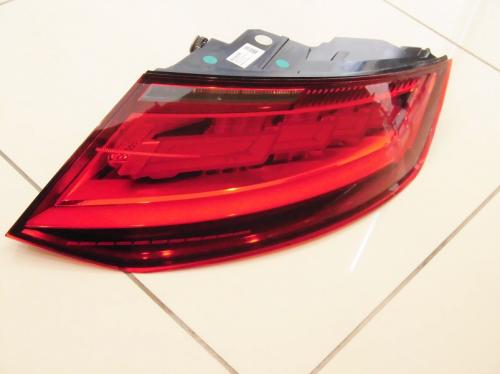 アウディ AUDI TTRS/TT 20years 8S/FV 純正 OLEDテールレンズセット