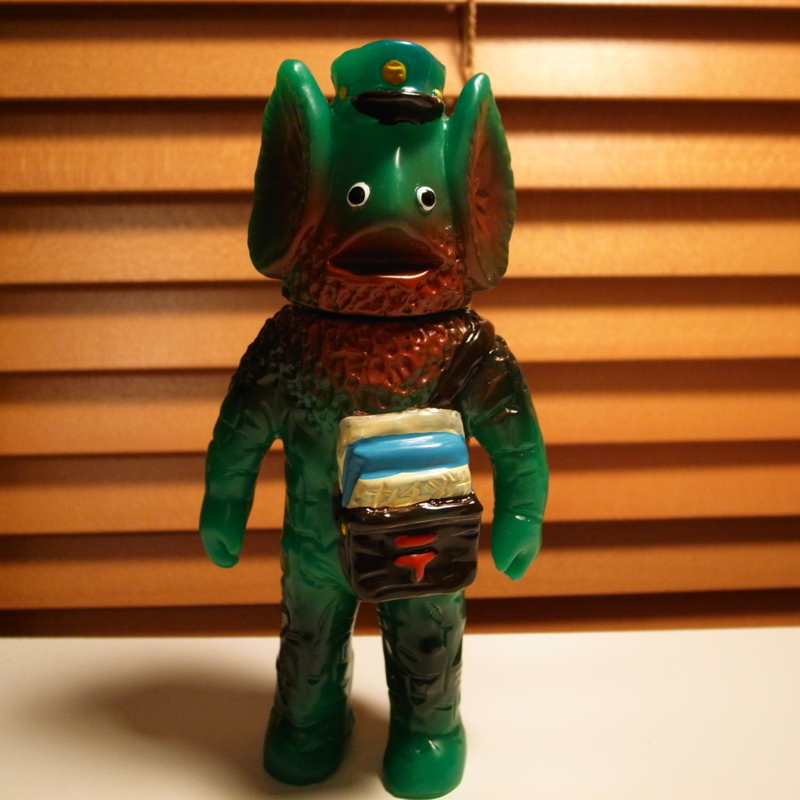 ぶたのはな 快獣シリーズ イカルス郵便屋 - エスムスザイン es muss sein