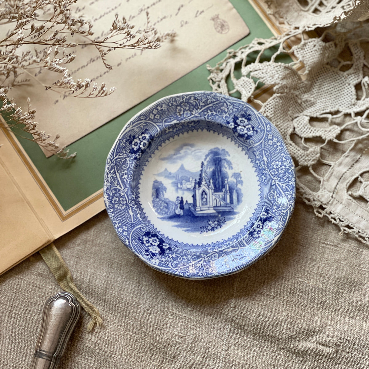 ウィリアム・アダムス＆サン社B＆W平皿（直径13cm） イギリス