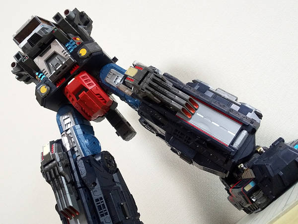 ダイアクロン DA-95 ロボットベース：陸上機動戦艦＜グランドダイオン