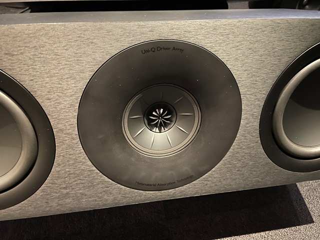 アバック新宿】KEF センタースピーカー Q6Meta VS Q650C（旧モデル