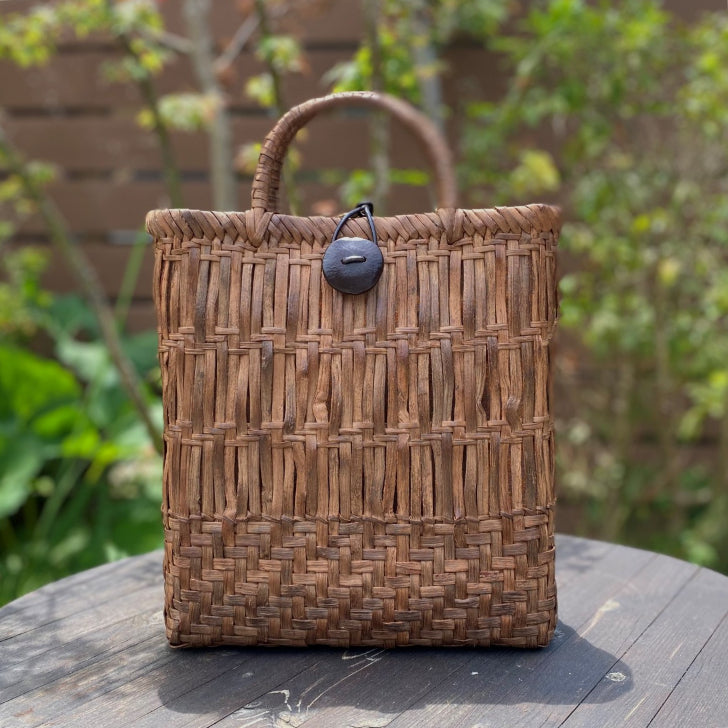 ☆天然素材☆国産（山形県飯豊町）手作り＊かごバッグ＊ヴィンテージ