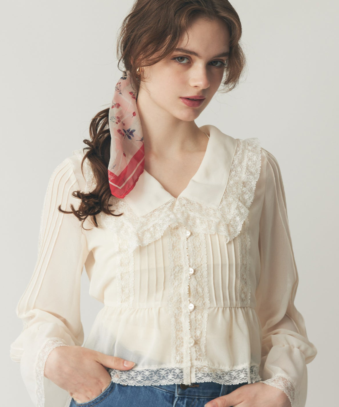 レースピンタックシフォンブラウス