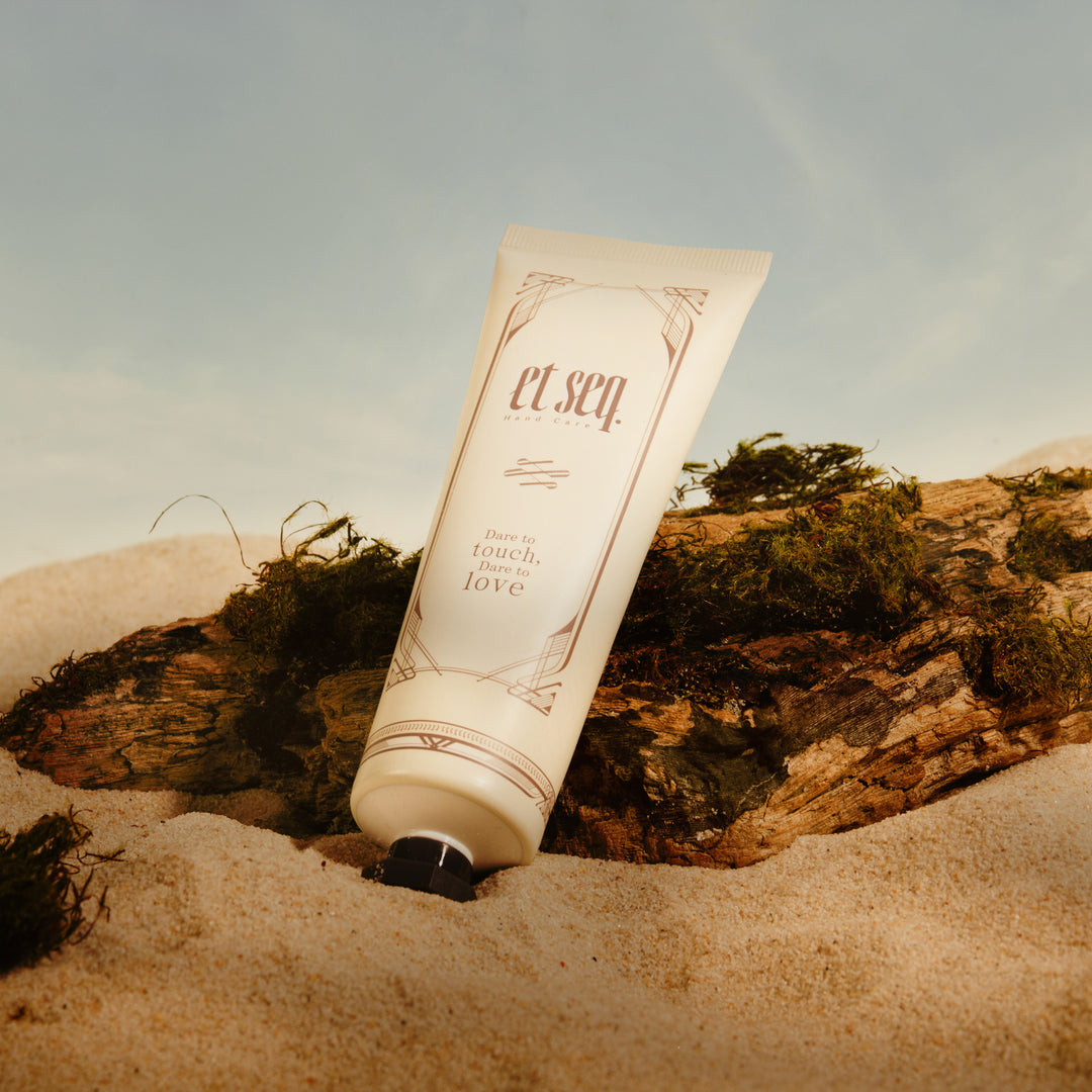 ED1886 忘却と回想 ネイルリムーバー（クリームタイプの除光液100ml