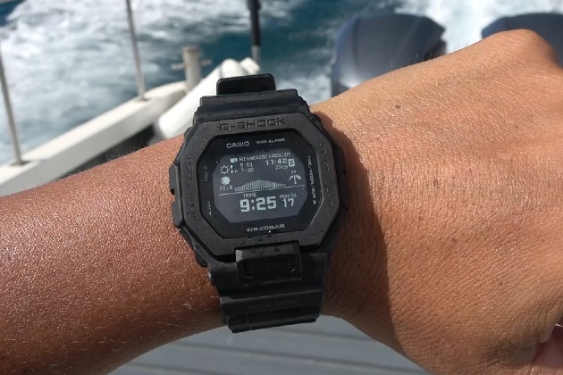 釣り時計はG-SHOCK G-LIDE【GBX-100NS】が最強！防水・タイドグラフ