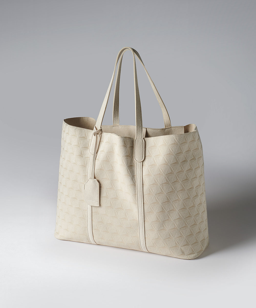 機能素材「ウルトラスエード」を使用した高品質トートバッグ – Estivant