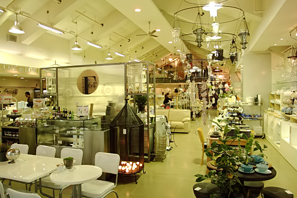 フォブ・コープ 青山店（F.O.B COOP Aoyama）【東京インテリア