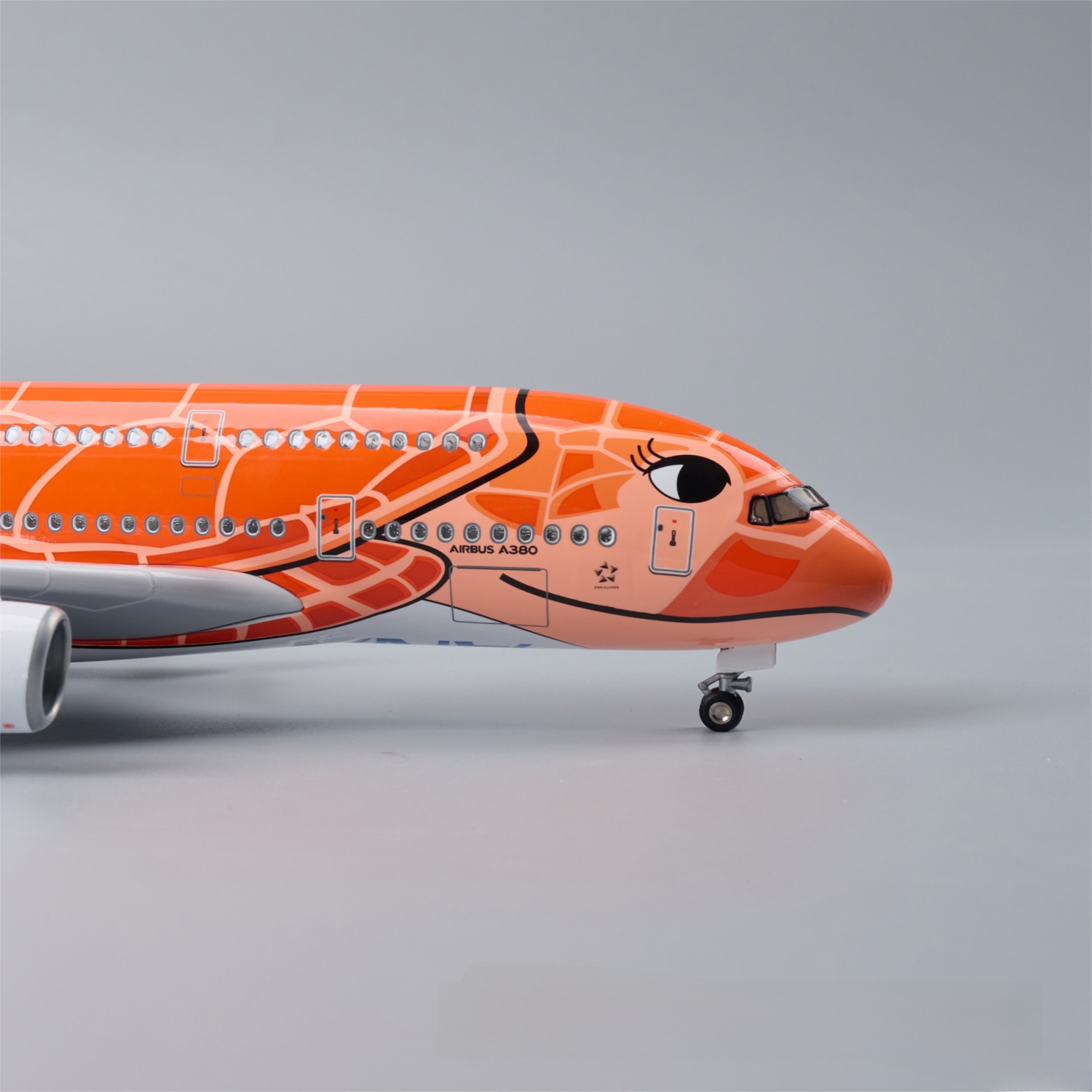 A380 ANA Japan ORANGE TURTLE - SCALE 1/160 - 47CM - 18,5 IN