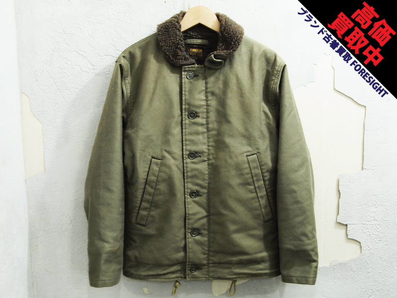 TENDERLOIN 'T-1 / K-SEVEN'デッキジャケット プリント N-1 オリーブ S