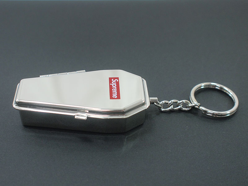 Supreme 'Coffin Keychain'キーチェーン キーホルダー 棺桶 携帯灰皿