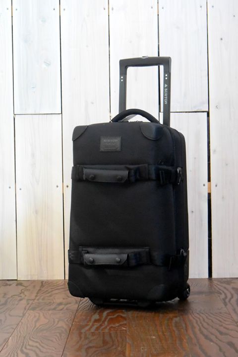 飛行機の機内に持ち込める便利な大きさ BURTON Wheelie Flight Deck