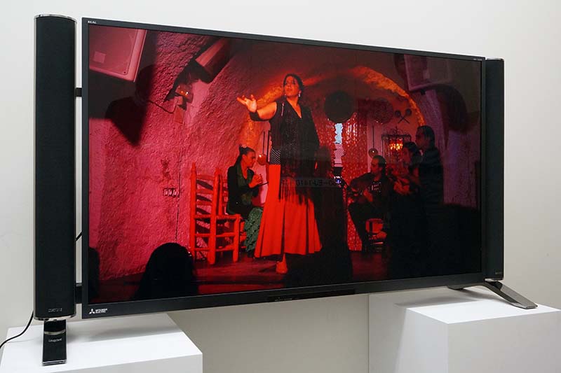 西川善司の大画面☆マニア】第195回：赤色レーザー+シアンLEDの4K REAL