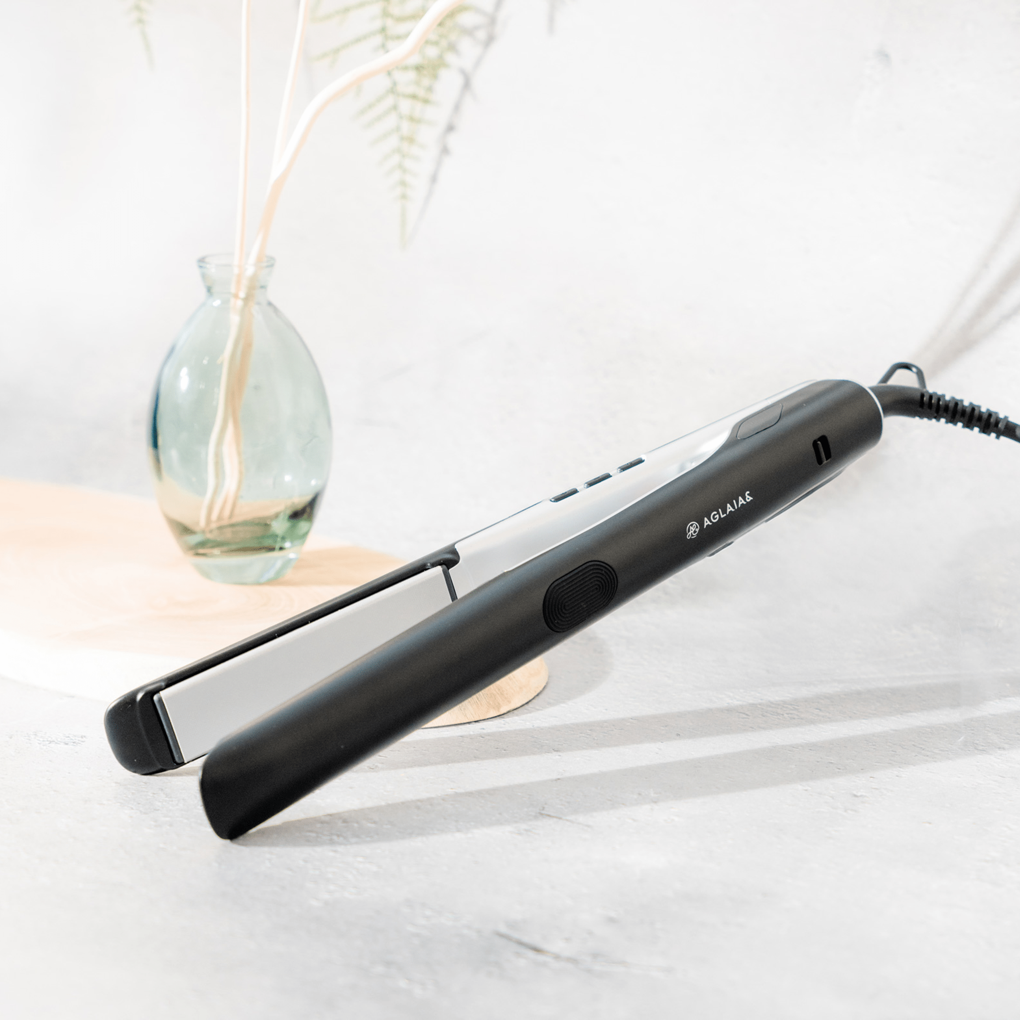 ストレートアイロンuloot(ウルート) – AGLAIA&