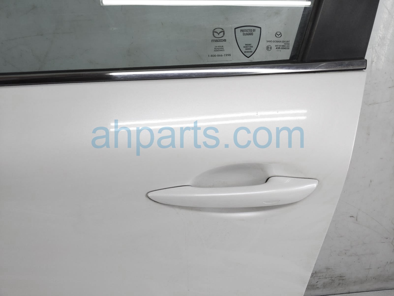2021 Mazda Cx-30 Front Driver Door - White - No Mirror/trim DAY2