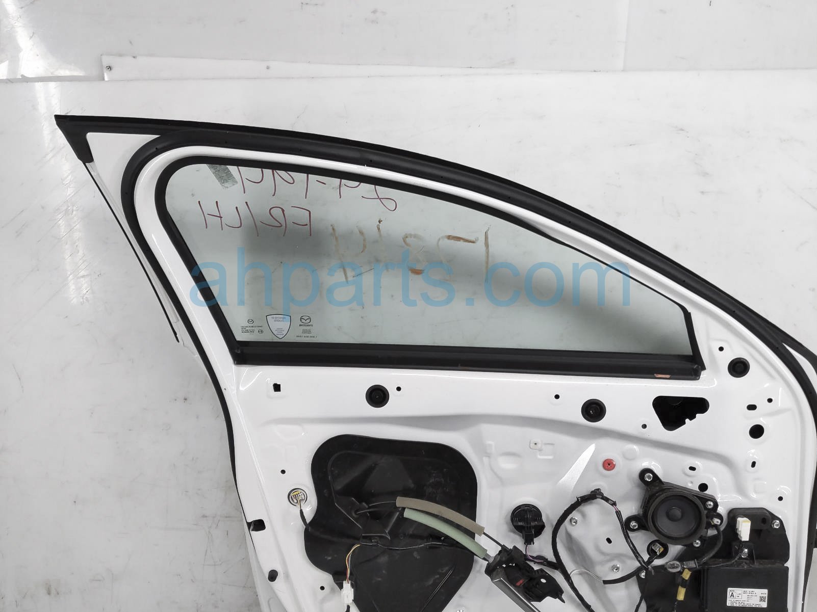 2021 Mazda Cx-30 Front Driver Door - White - No Mirror/trim DAY2
