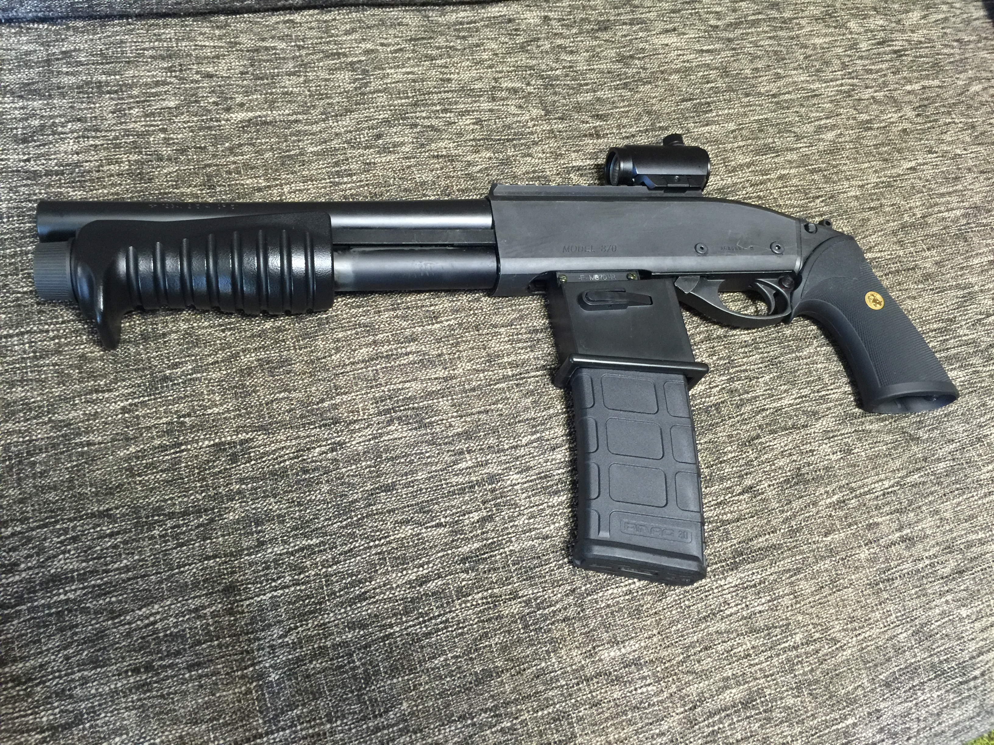 カスタム】M870ブリーチャー M4マガジン化