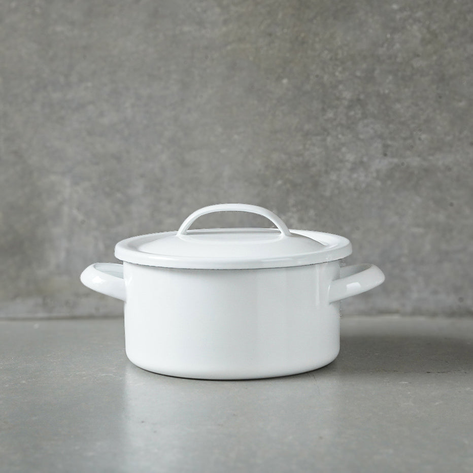 月兎印 キャセロール 19cm ホワイト - アメノイエ