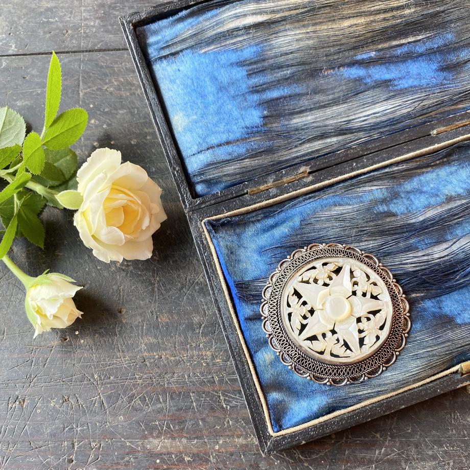 ベツレヘムパール ブローチ/ペンダントトップアンティークアクセサリー