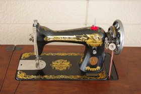 シンガーモデル15K アンティーク足踏みミシン ～ アンティークミシン