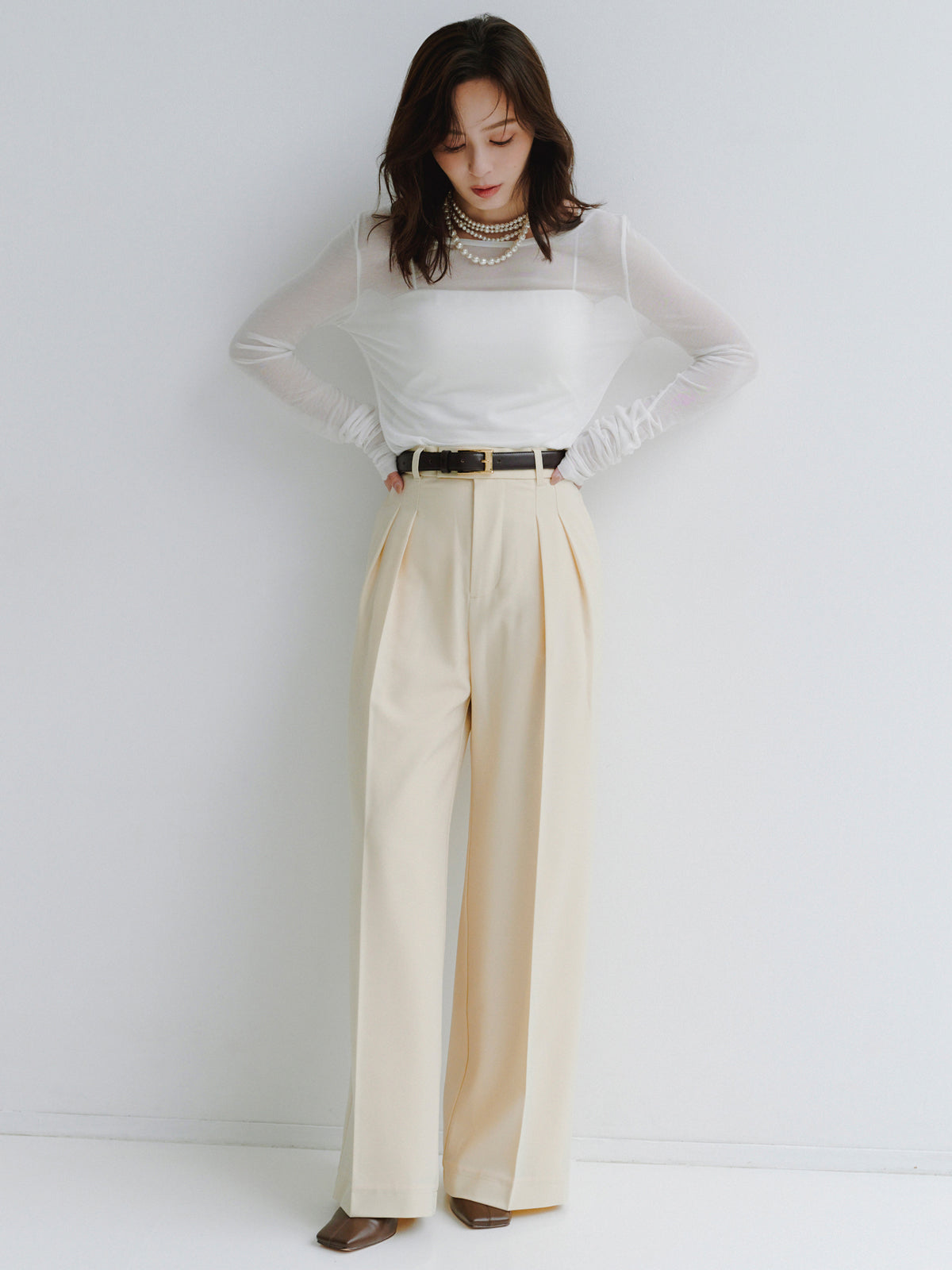 ミッドウェイトツータックワイドパンツ