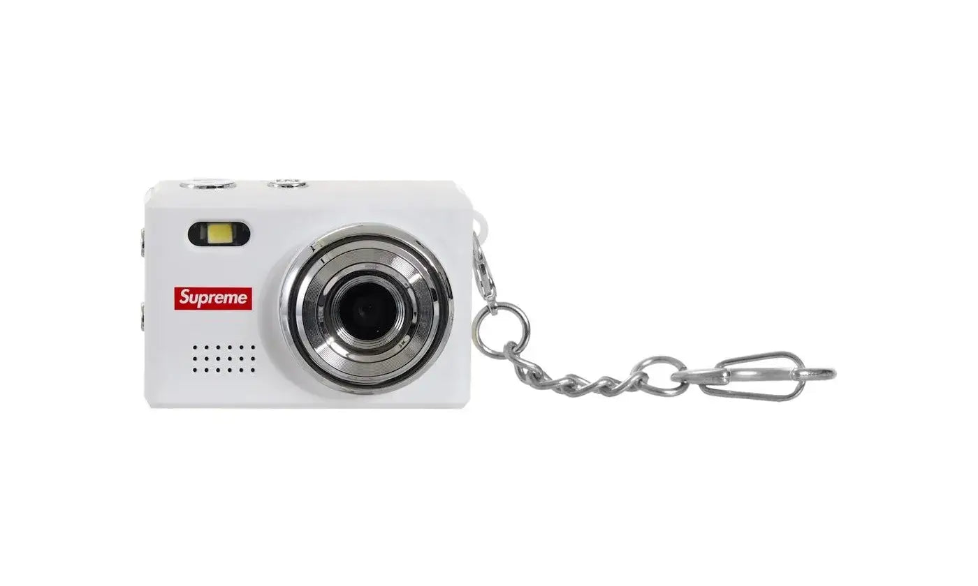 Supreme Digital Camera Keychain White - Aplug – APLUG PL