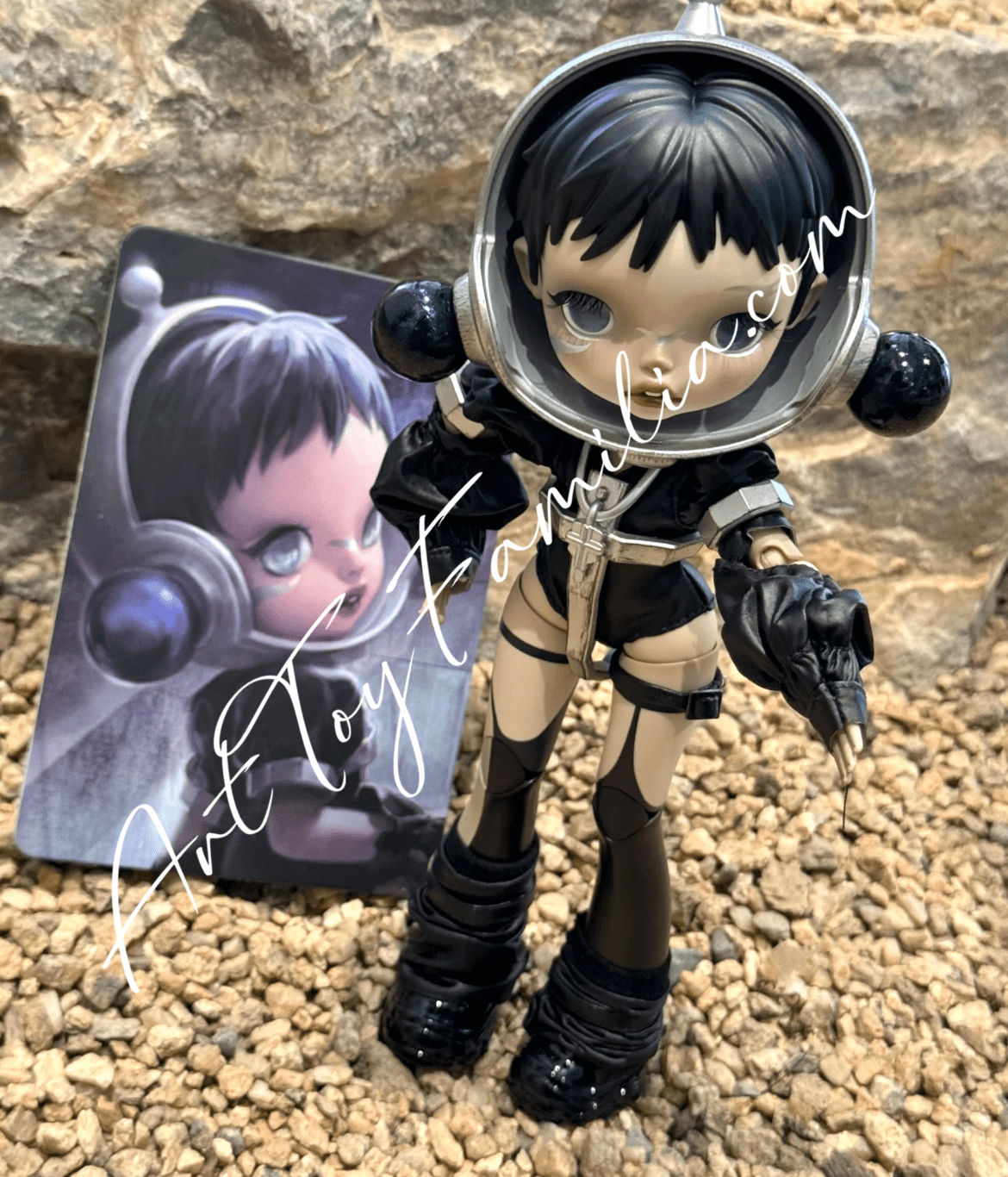 Skullpanda The Unknown | POP MART – Art Toy Familia