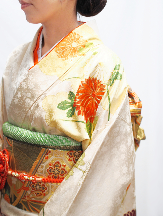 222正絹白古典オレンジ振袖 - 呉服下村屋 レンタル着物アシスト