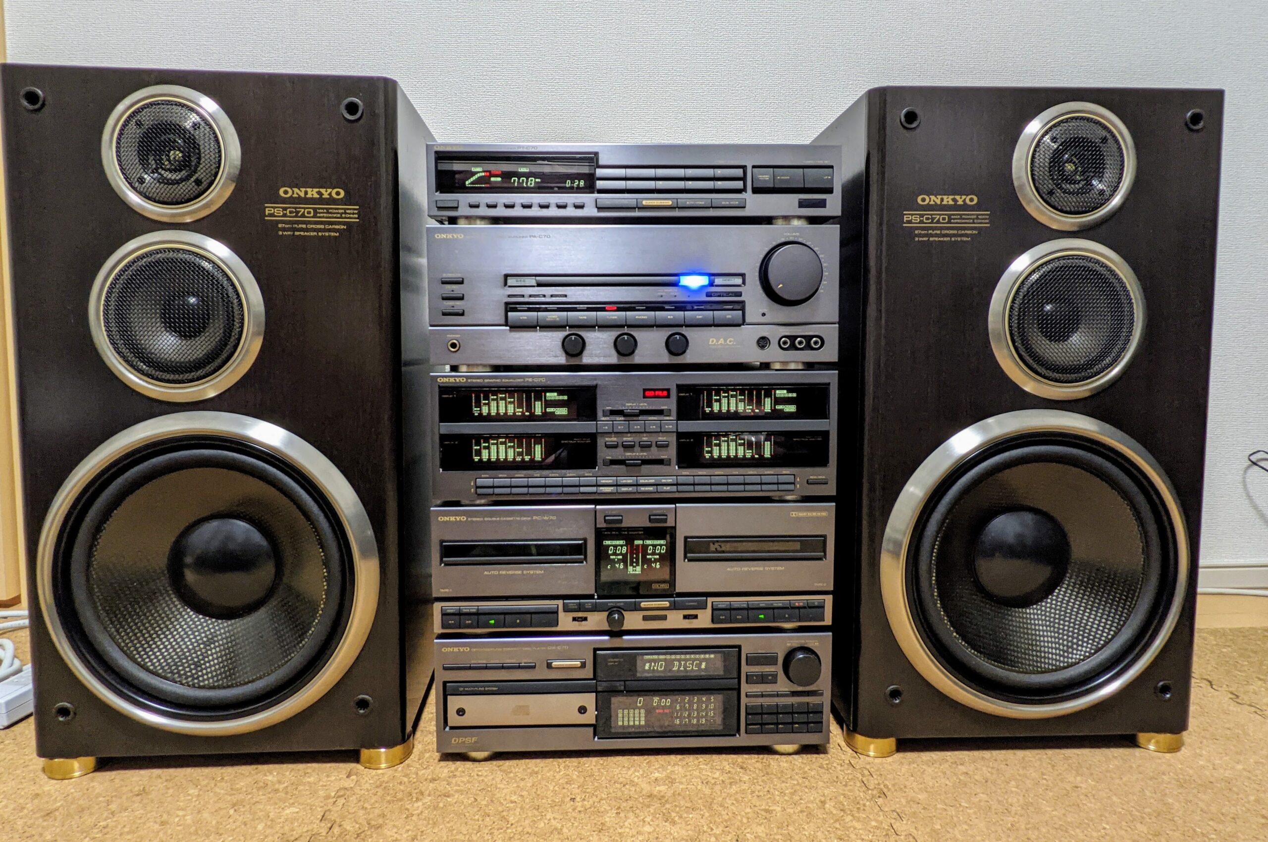 ONKYO Radian C70 – バブルコンポのある暮らし
