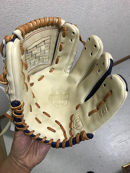 グラブワークス 投手用軟式 グラブ 鍋鍋ジロジロ グラブワークス 投手