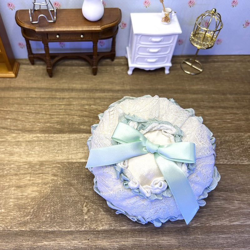 0008.アンティーク ブドワール クッション – Bear Fruit Café