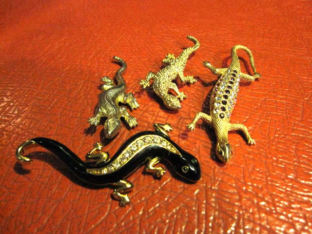 蜥蜴（トカゲ）のブローチ | JeJe+PIANO official blog